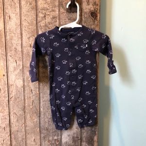 2 for the price of 1! Carter’s 3mos